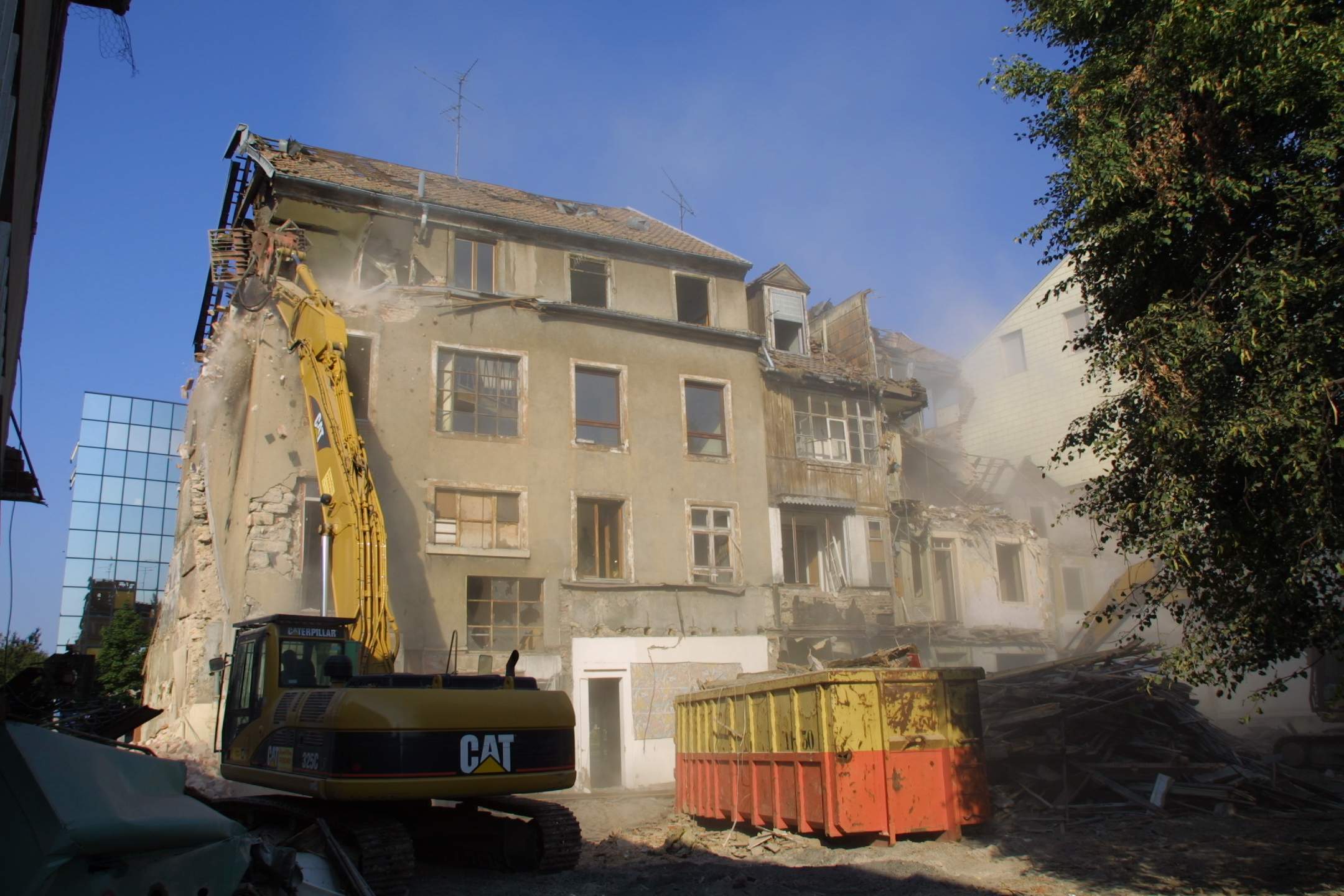 2003 Mulhouse Ilot-Casquette-Démolition (2)