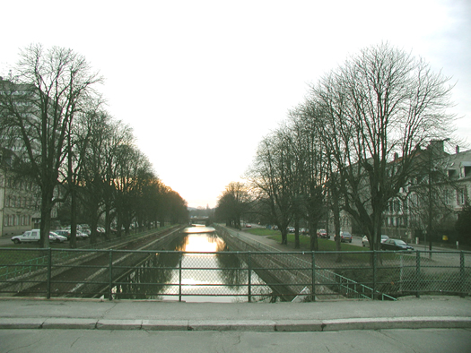 2004 Mulhouse canal2