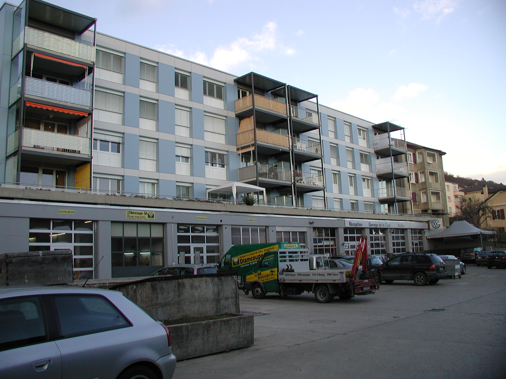 2005 Neuchatel garage