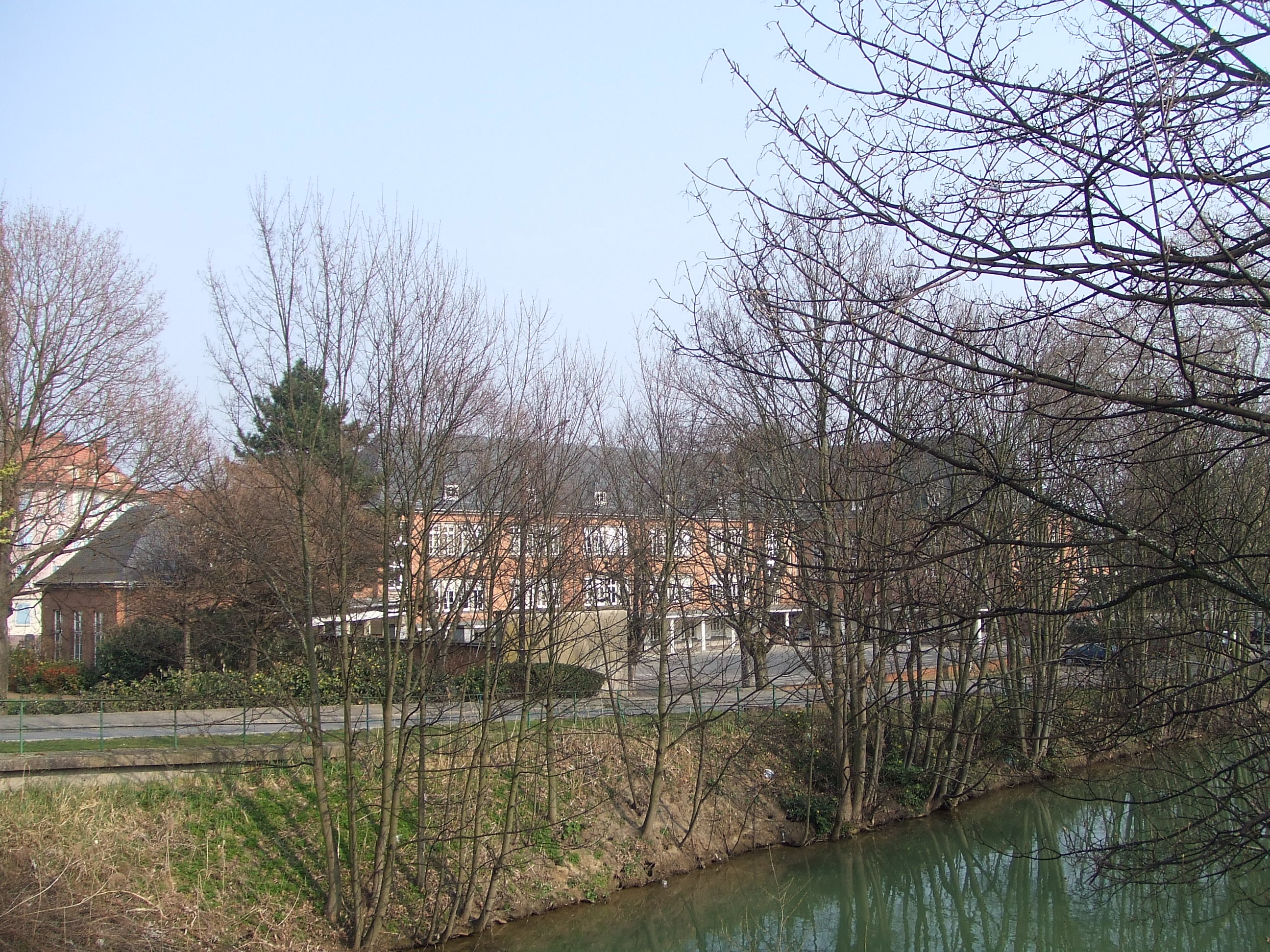 2006 Mulhouse Ecole côté Canal