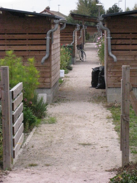 2007 Chalon-sur-Saône ZAC Saint Jean des Jardins cabanon