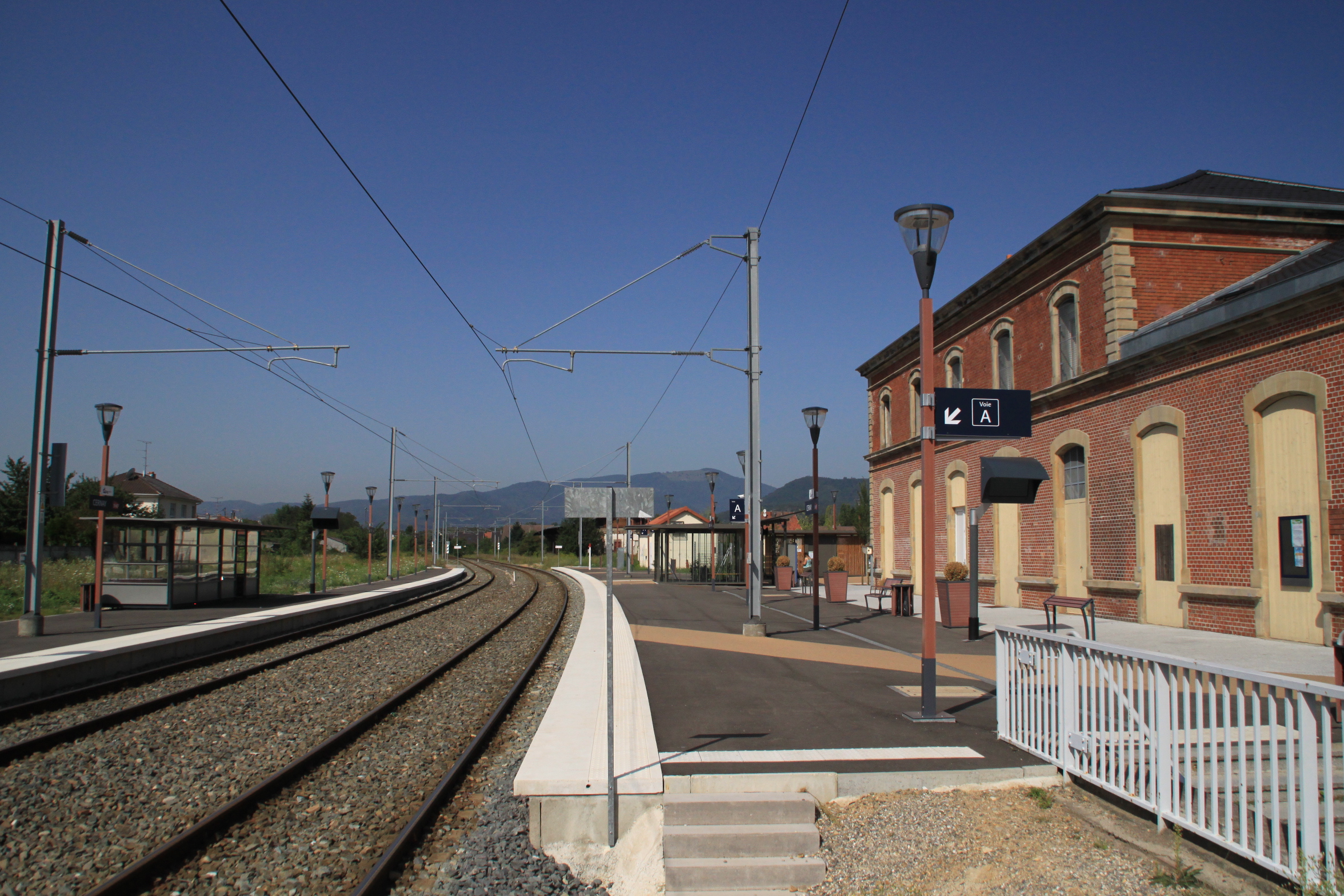 2011 Cernay stationtramtrain9