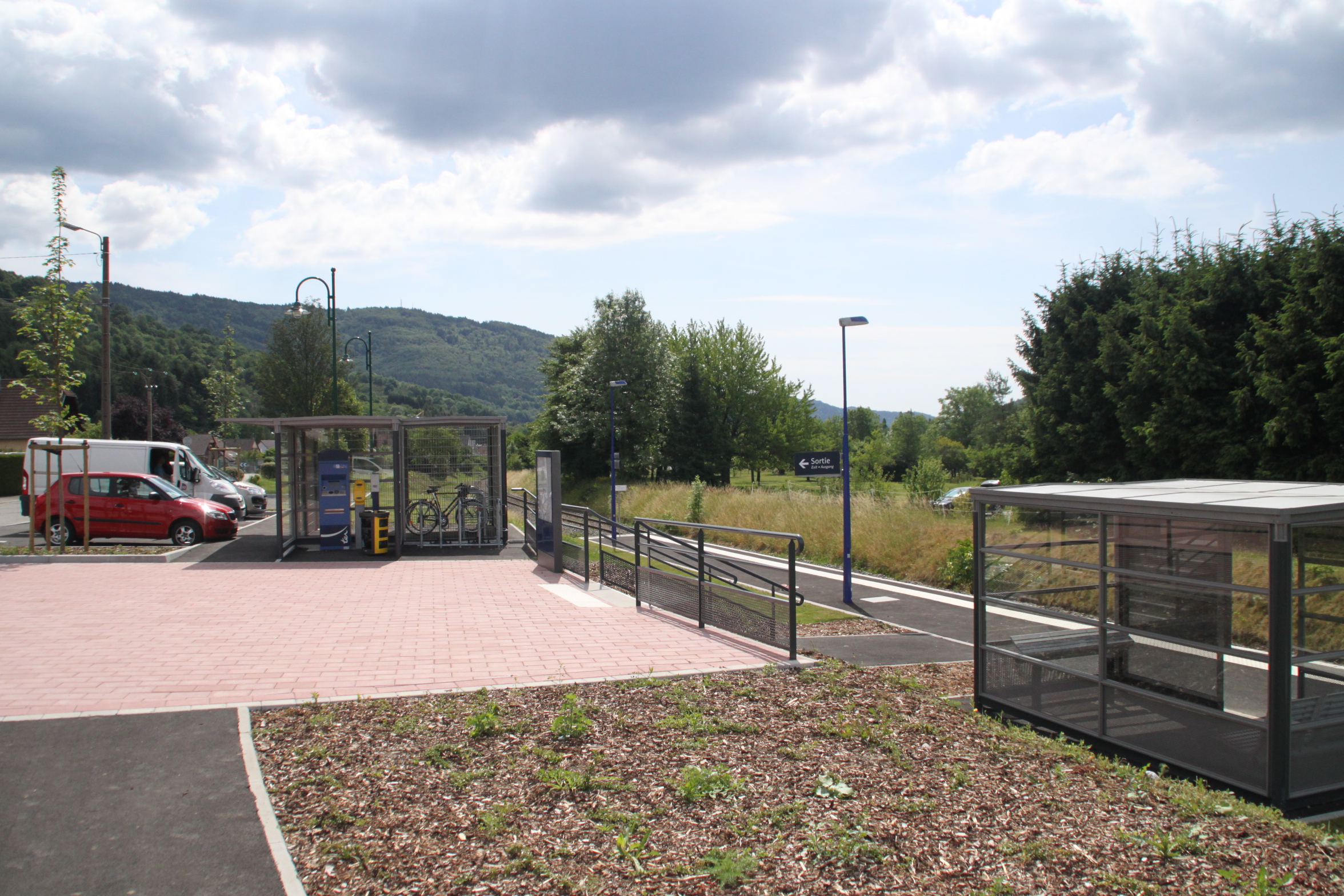 2011 Ranspach stationtramtrain2