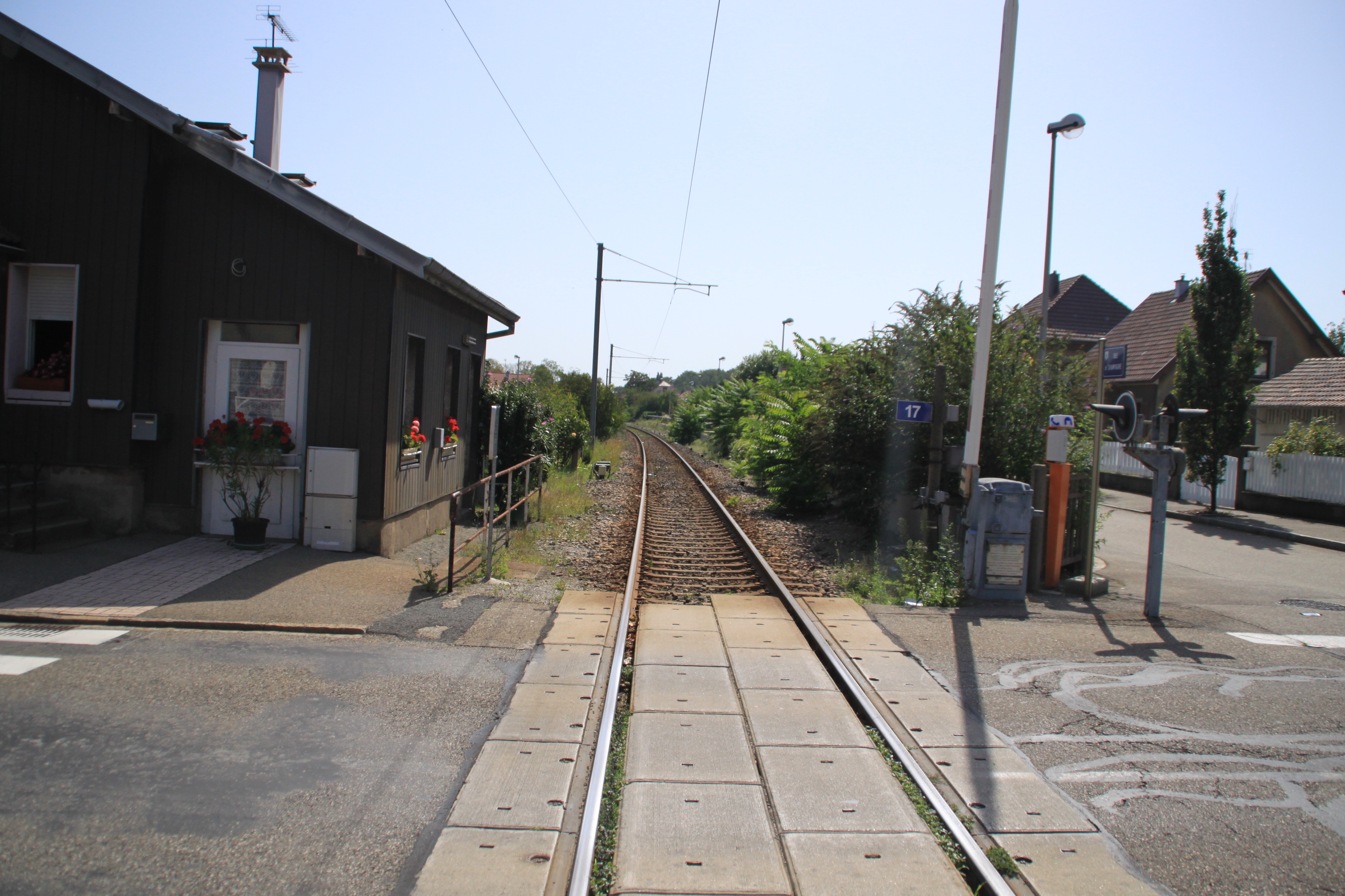 2011 VieuxThann stationtramtrain8