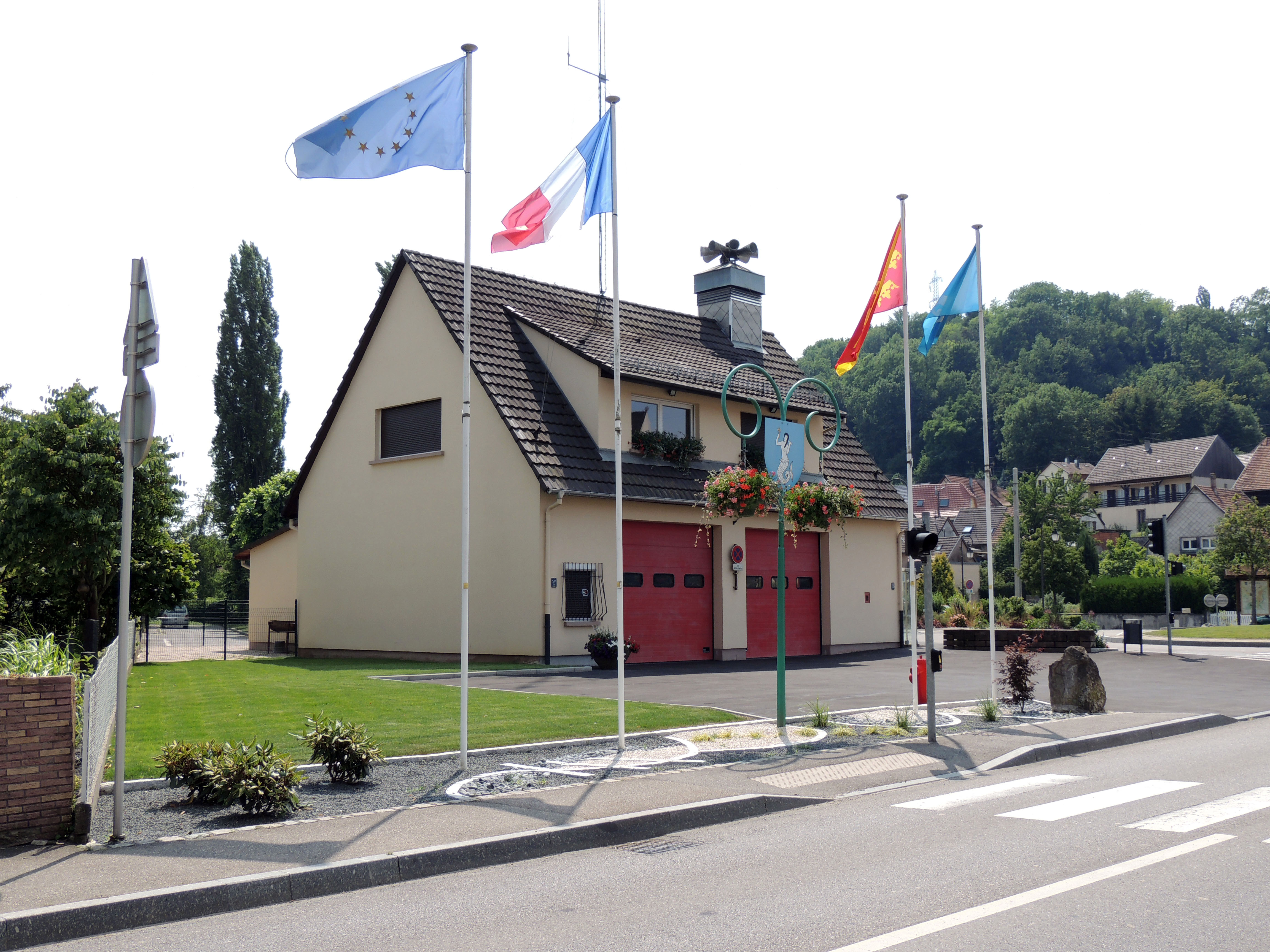 2013 Didenheim CasernePompiers01