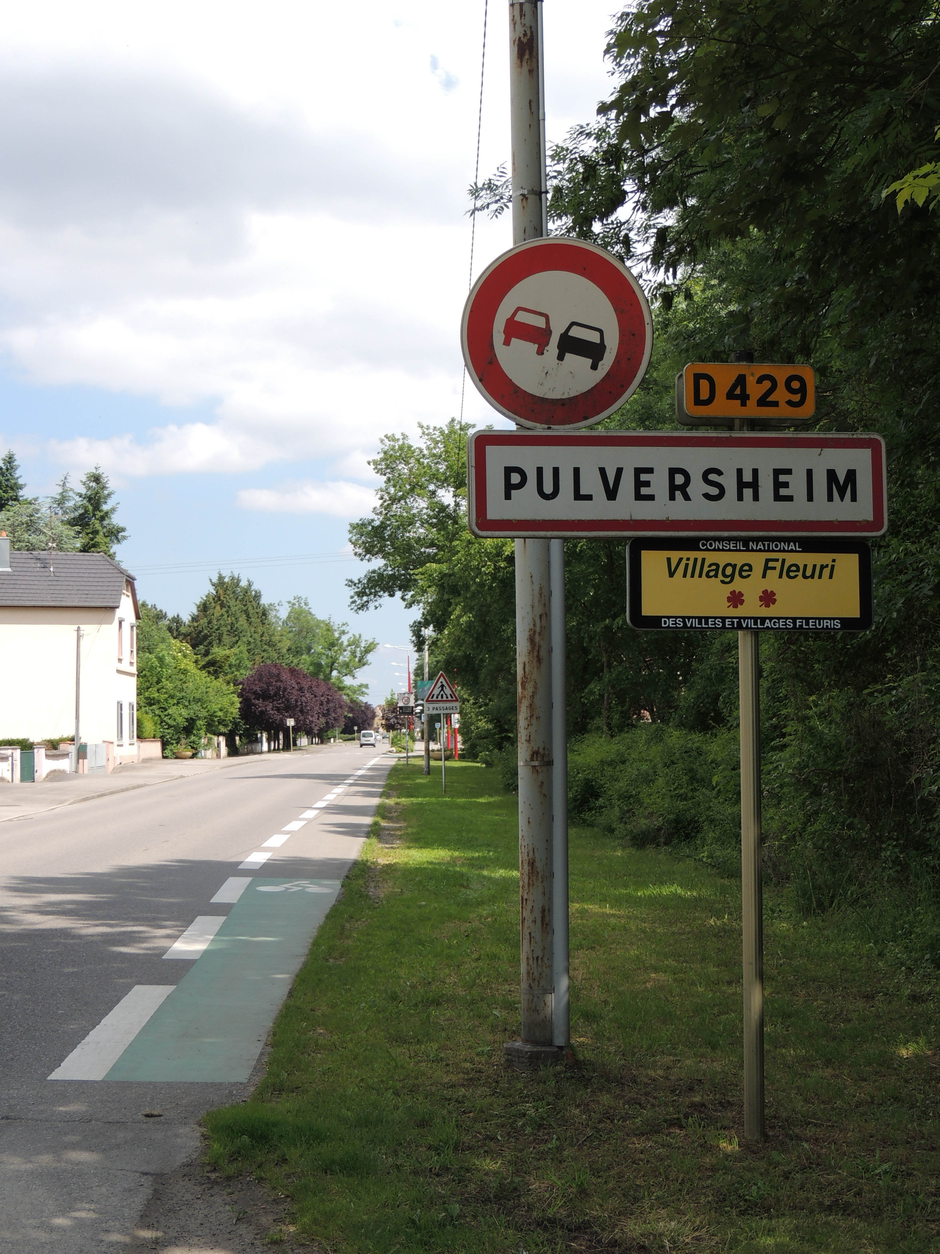 2013 Pulversheim EntreedeVille02