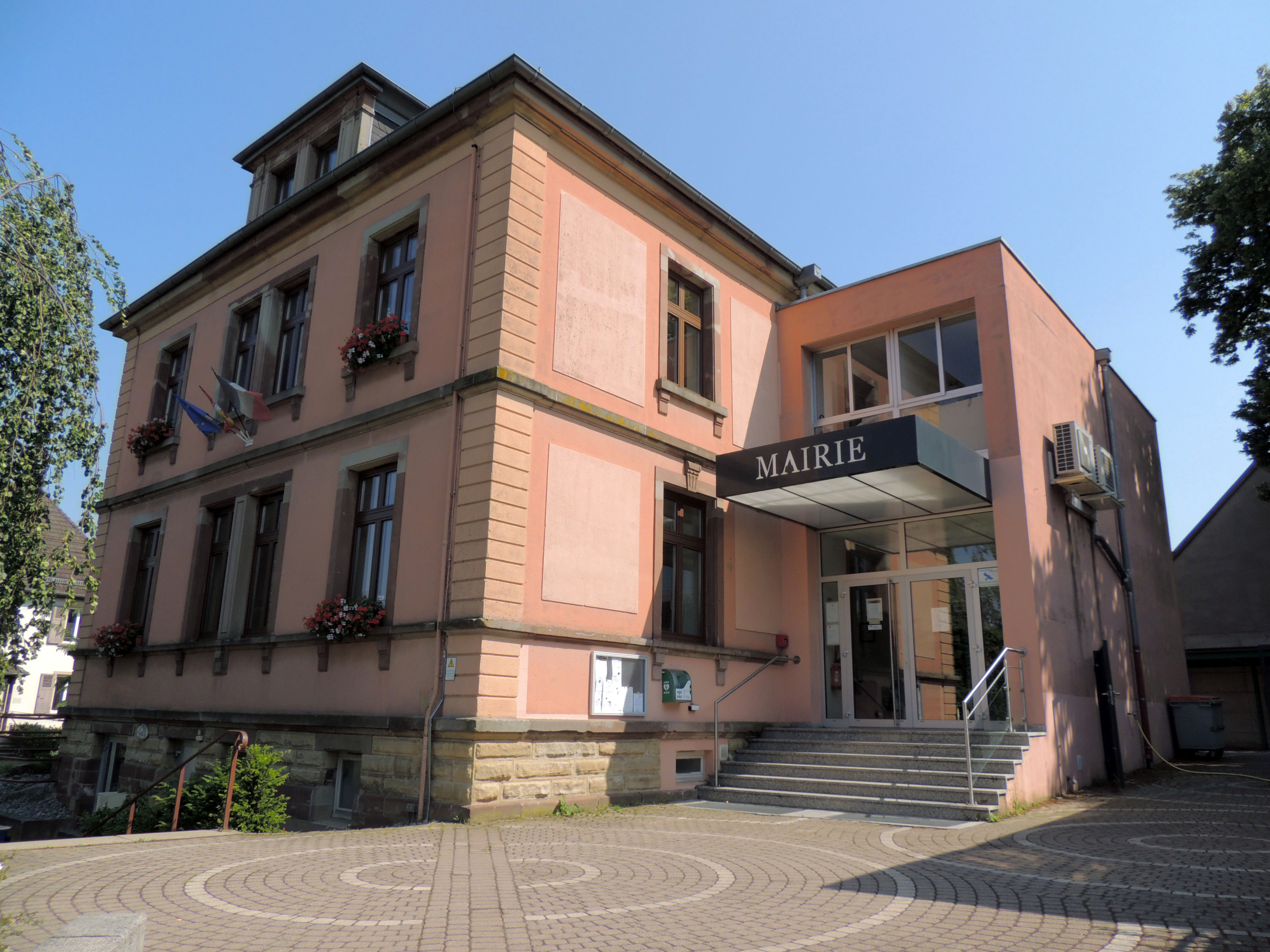 2013 Zimmersheim Mairie03