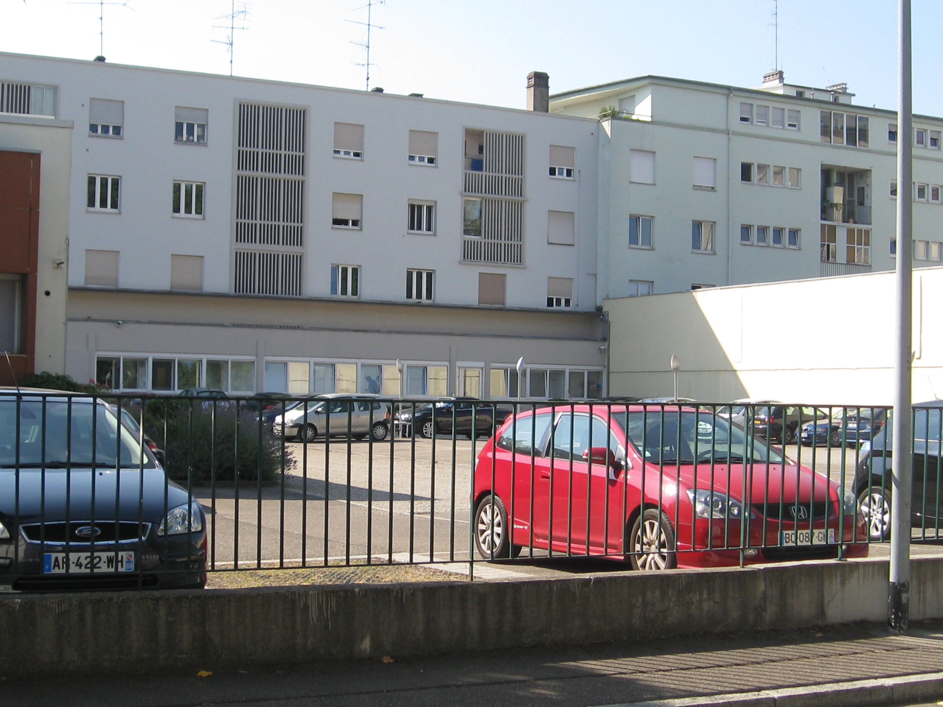 2015 Mulhouse Impasse Auguste Wicky parking 3