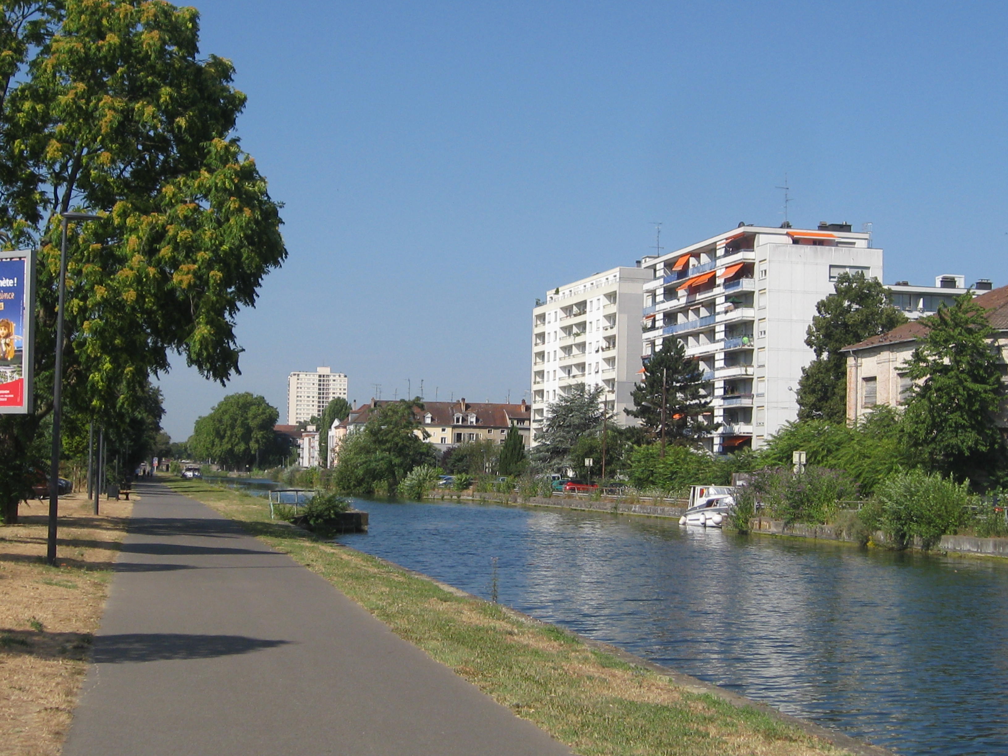 2015 Mulhouse quai de l'Alma canal 2