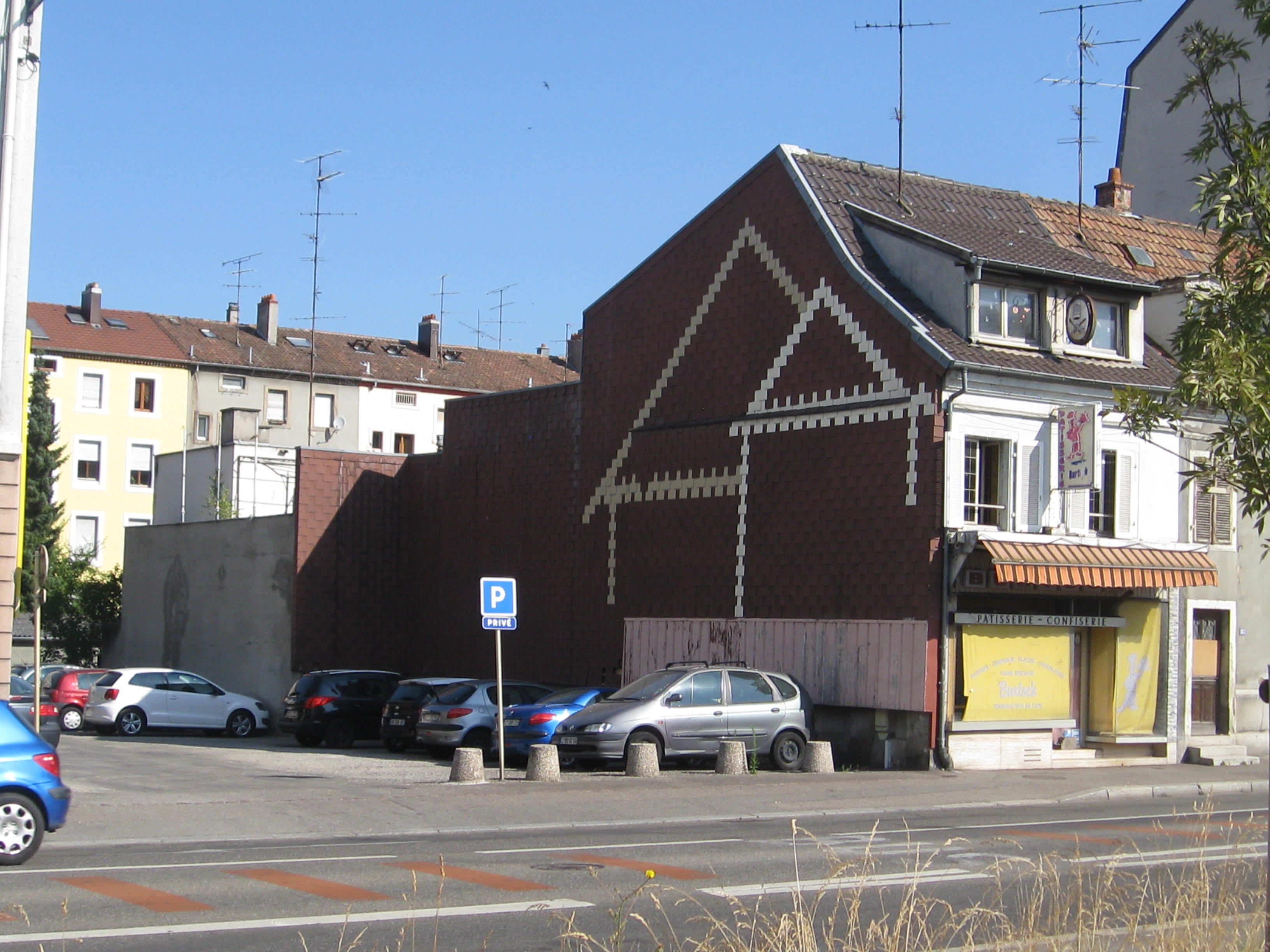 2015 Mulhouse rue de Bâle pâtisserie confiserie Burtsch 1