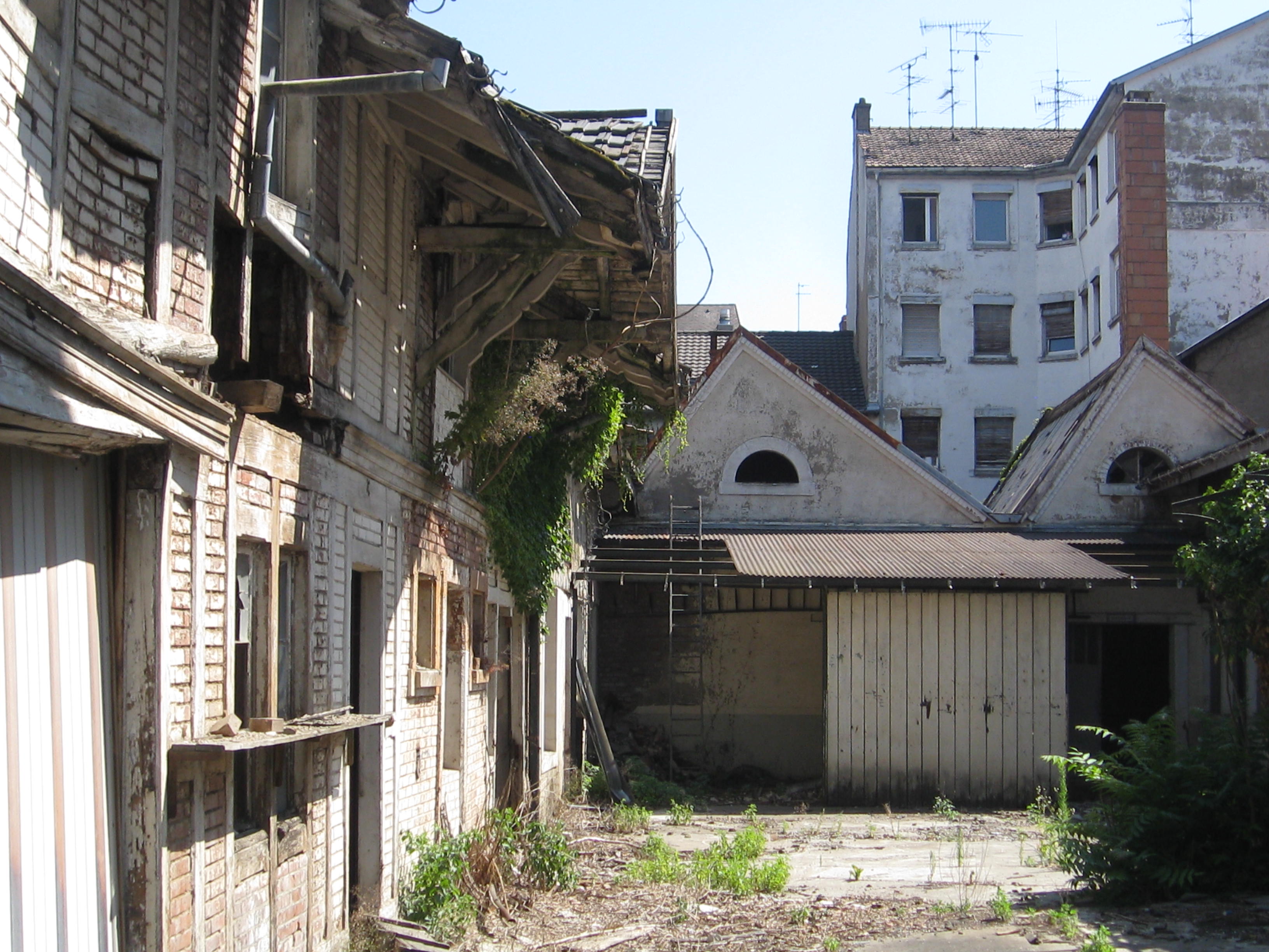 2015 Mulhouse rue du Ballon habitat 2