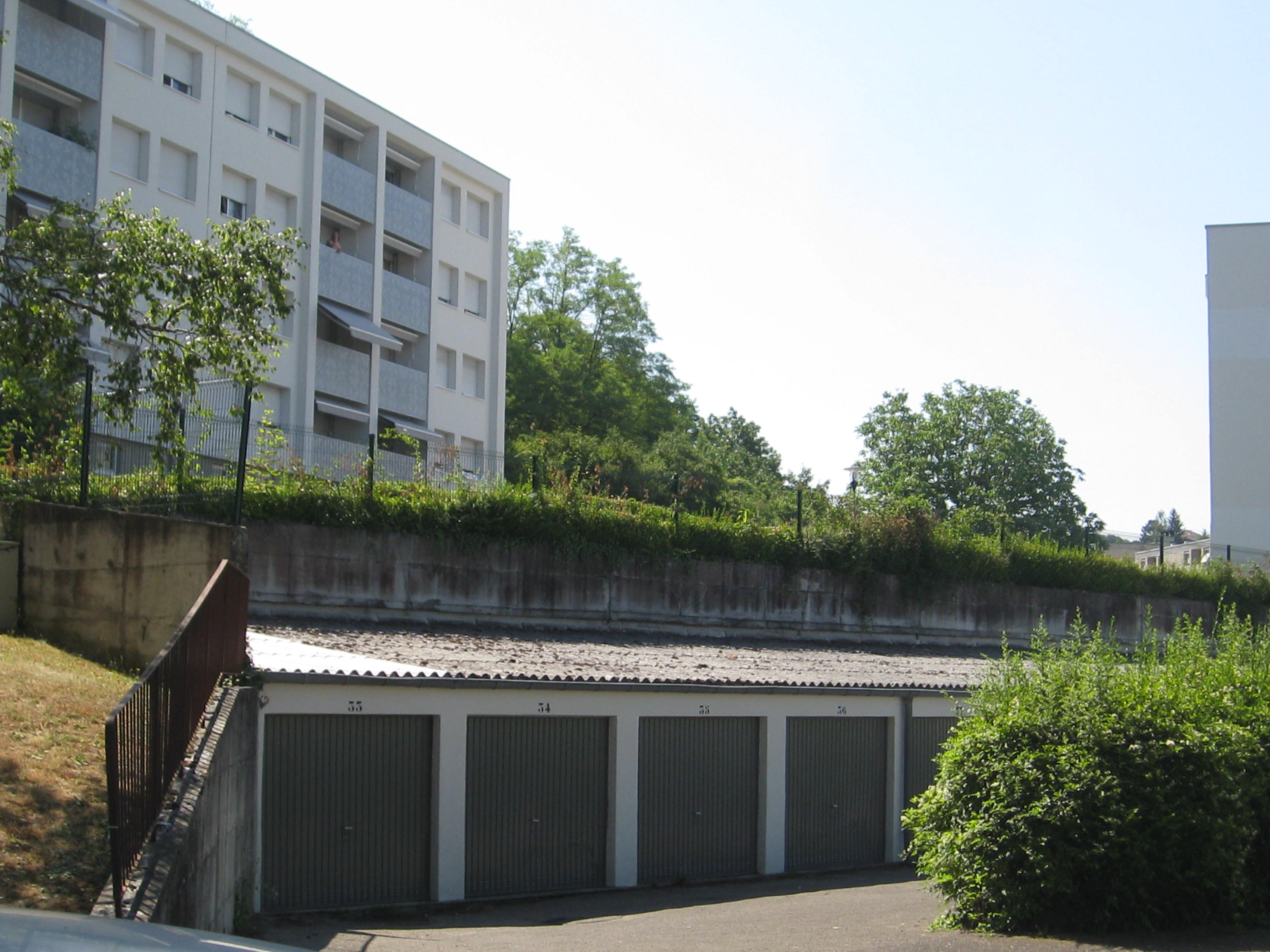 2015 Mulhouse rue du Poitou garages privés