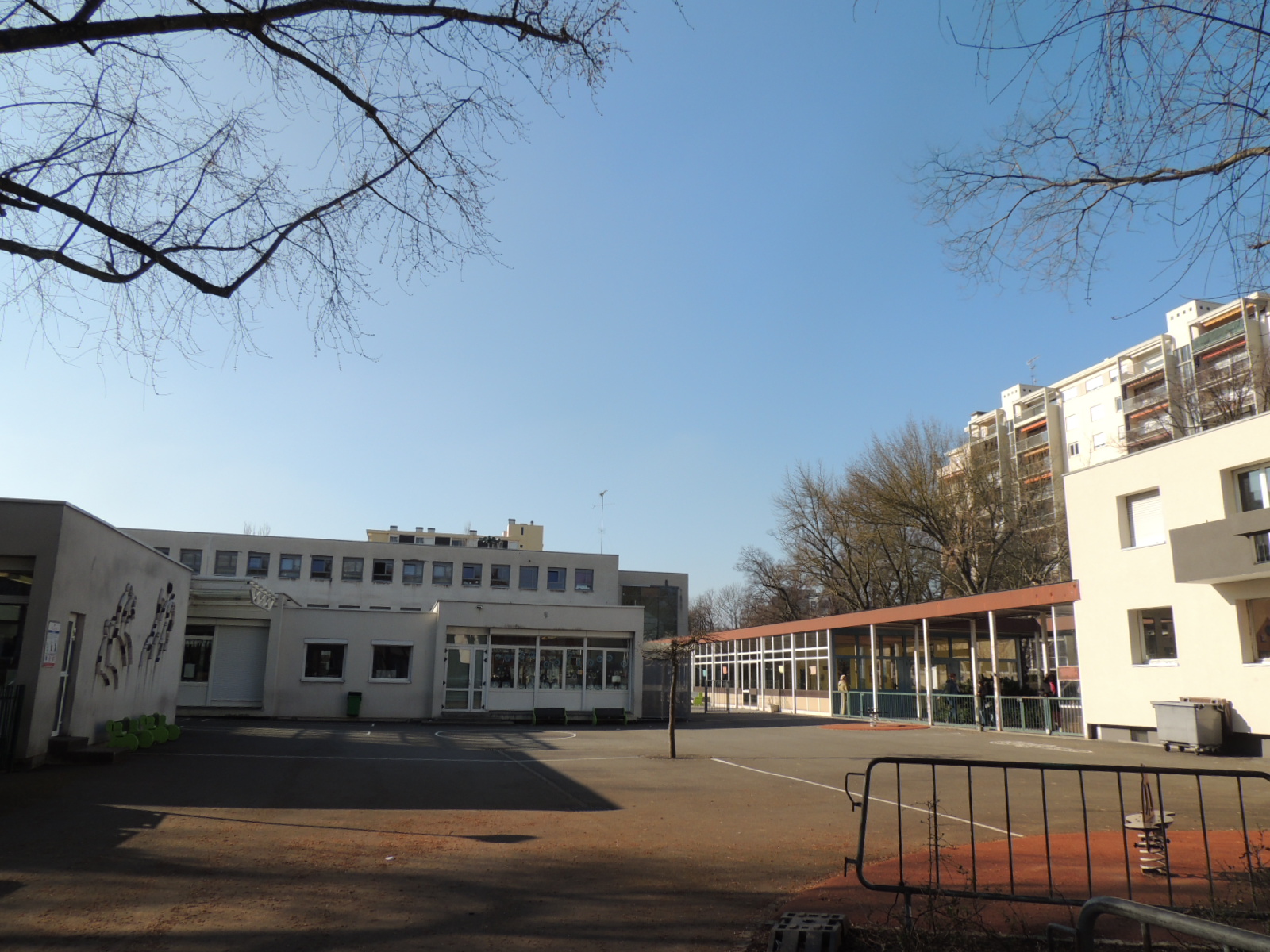 2016 Mulhouse groupe scolaire Jean de la Fontaine 6