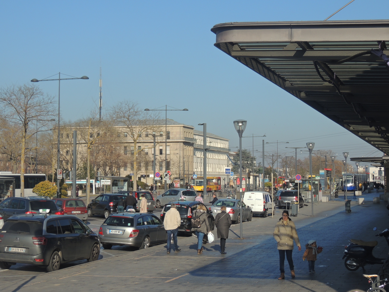 2017 Mulhouse Parvis Gare