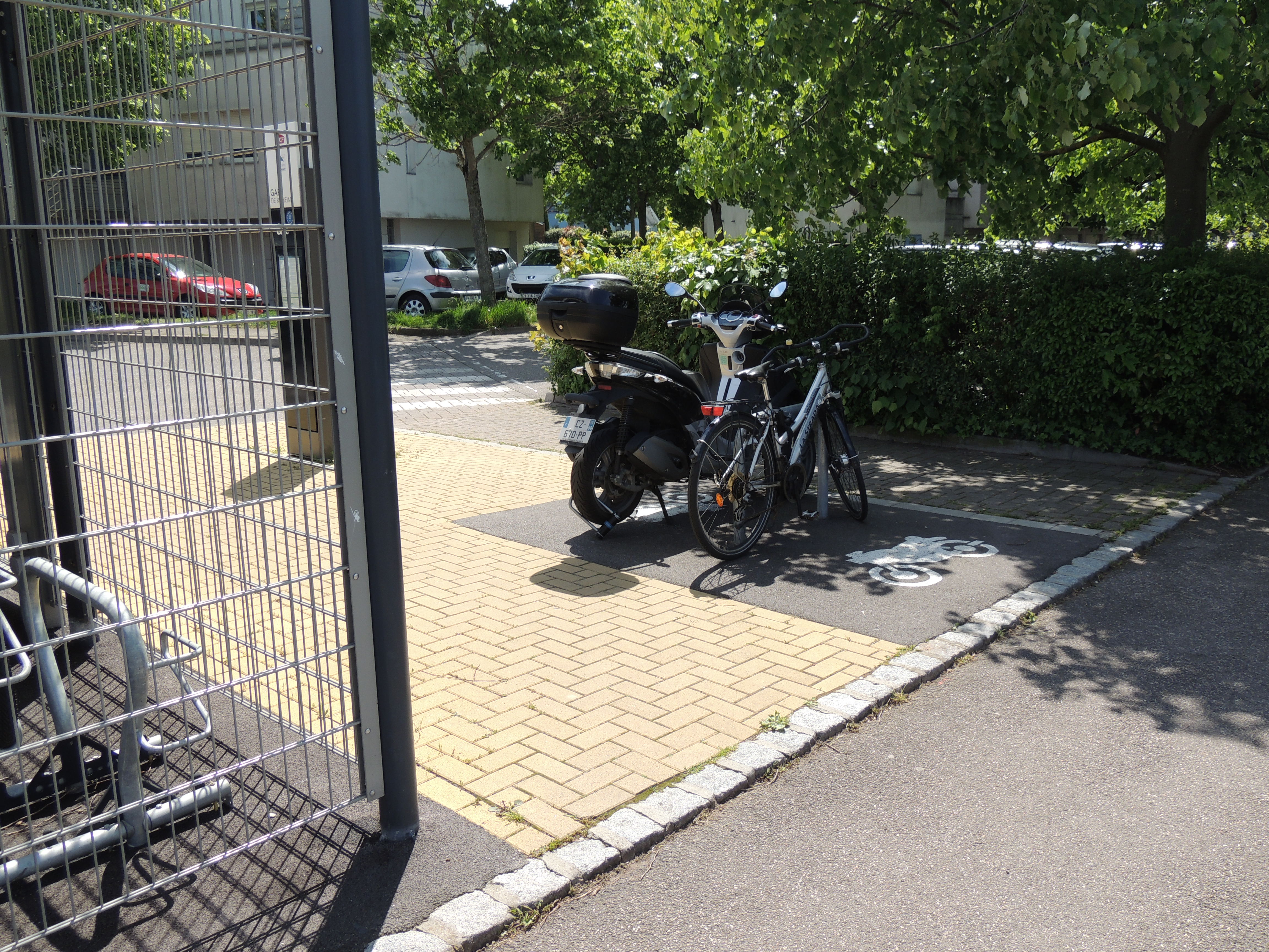 2019 Habsheim Emplacement deux roues