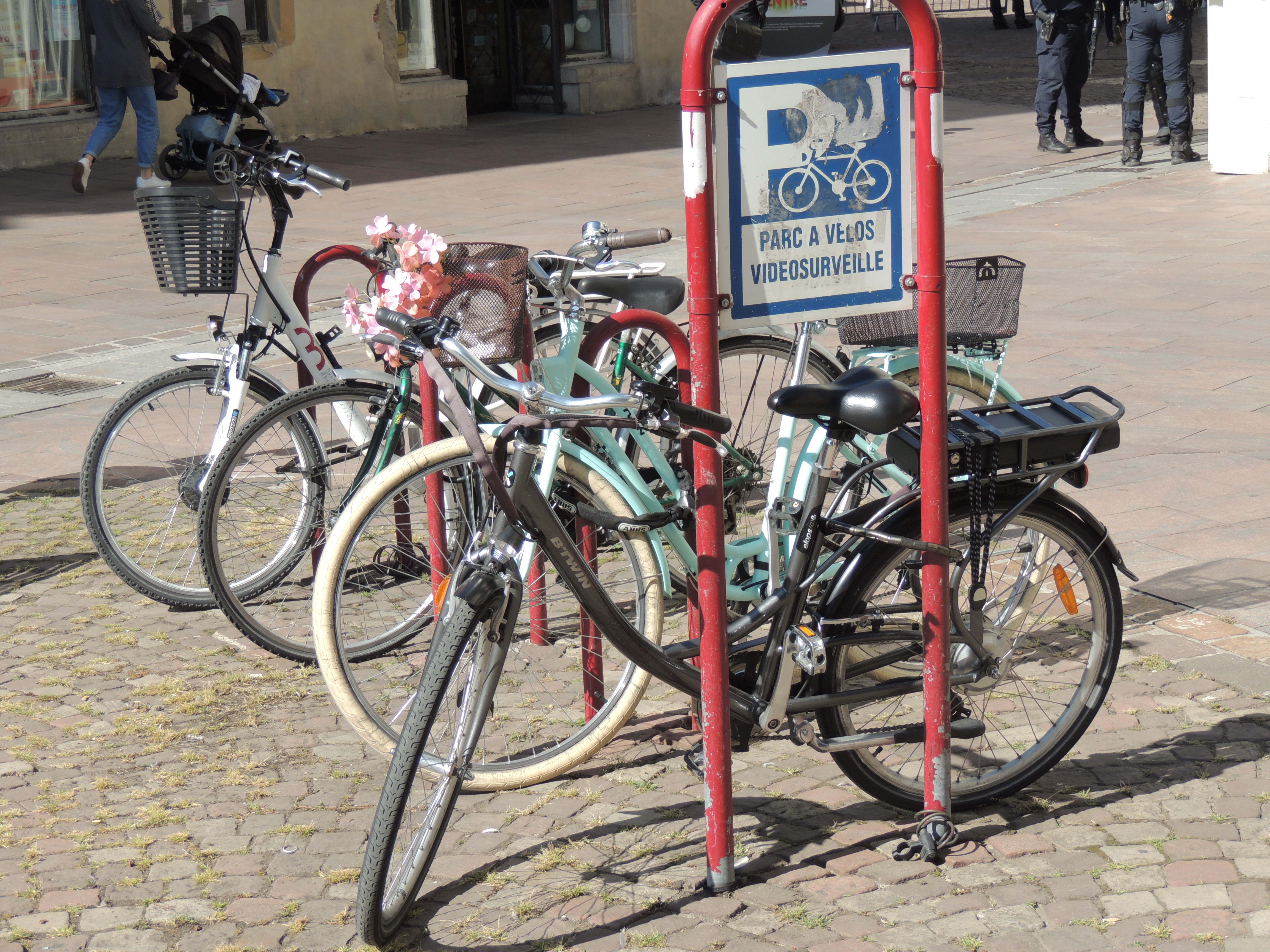 2019 Mulhouse Parc à vélos vidéosurveillé