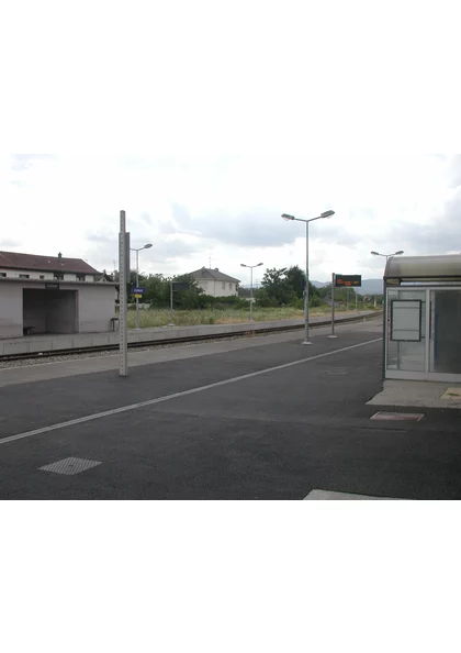 2004 Cernay gare quais