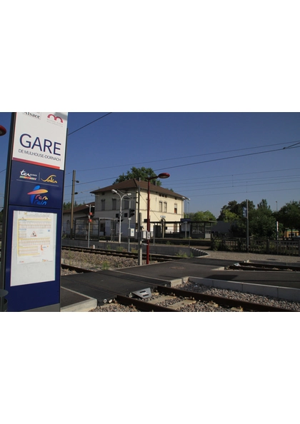 2011 Mulhouse Dornach station tramtrain6