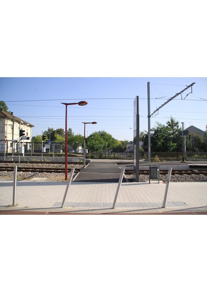 2011 Mulhouse Dornach station tram train 4