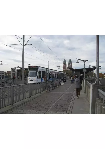 2016 Freiburg  Arrêt tram