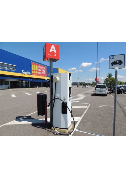 2020 Morschwiller-le-Bas ikea borne de recharge2